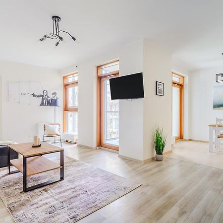 P&O Apartments Arkadia 1 ワルシャワ エクステリア 写真